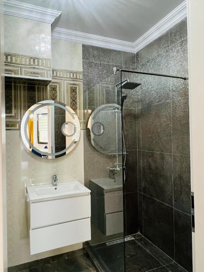 Grazzia Deluxe Apartments Năvodari Eksteriør billede