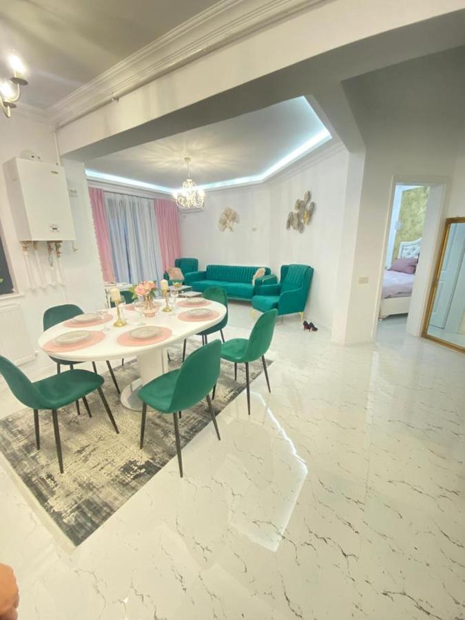 Grazzia Deluxe Apartments Năvodari Eksteriør billede