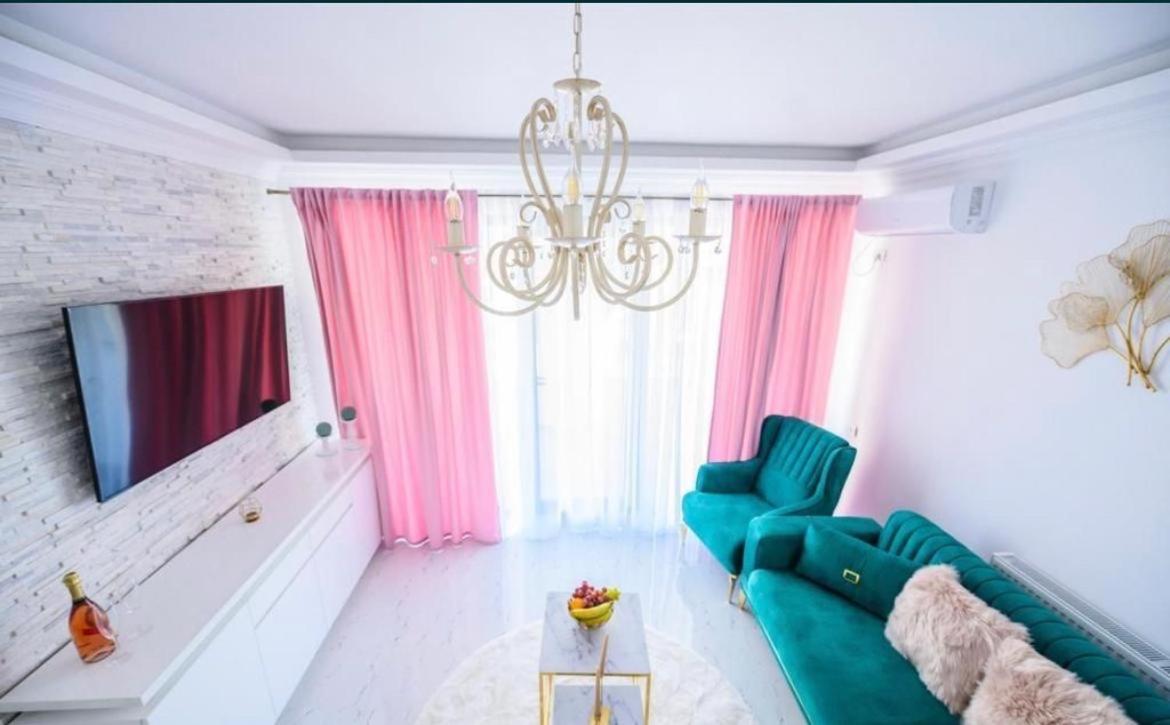 Grazzia Deluxe Apartments Năvodari Eksteriør billede