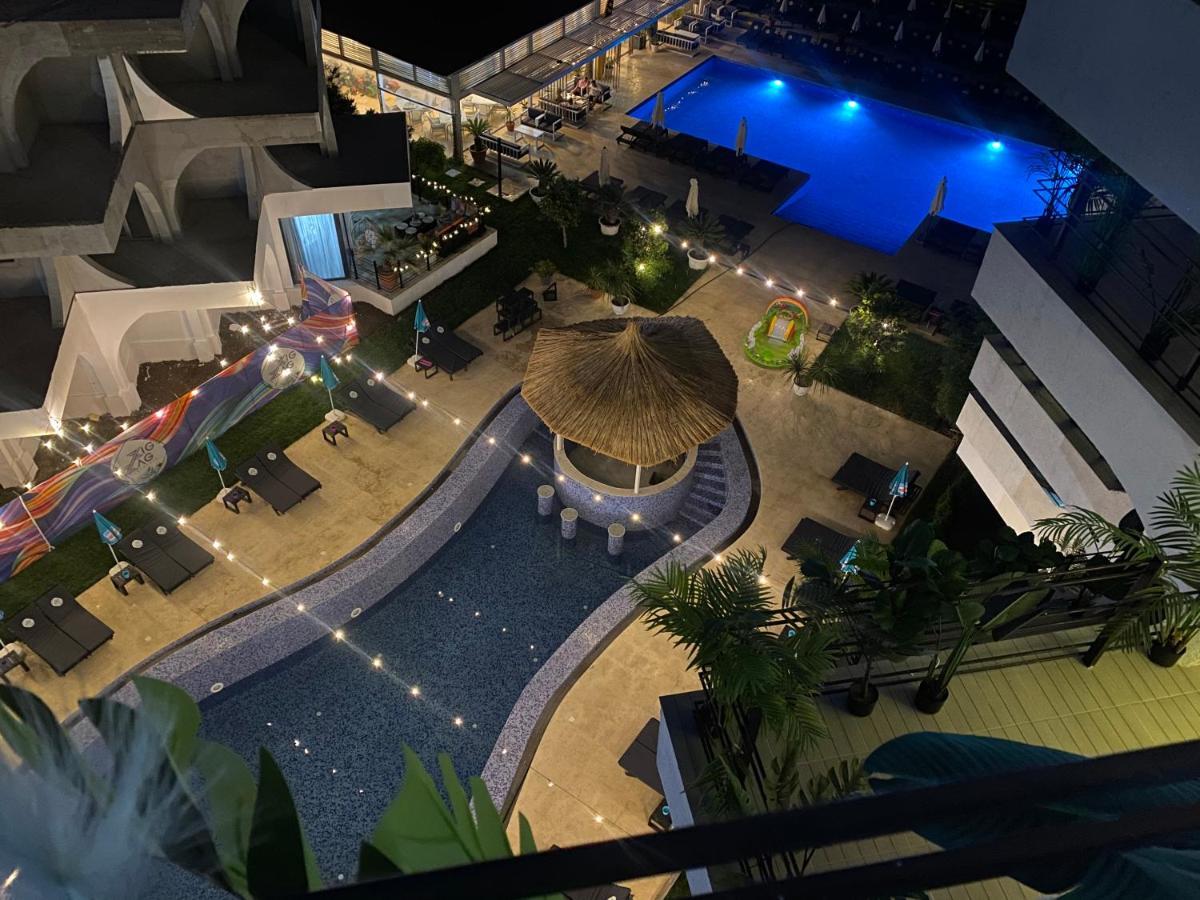 Grazzia Deluxe Apartments Năvodari Eksteriør billede